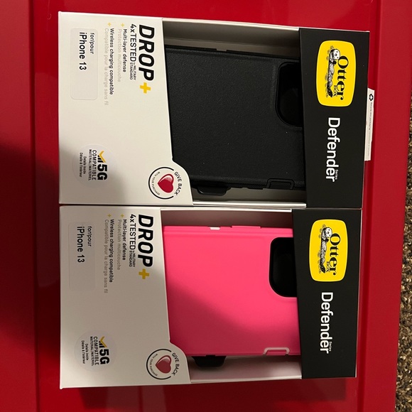 iPhone 13 otter box - Picture 1 of 2